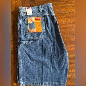 Wrangler Men's 100% Cotton Carpenter Jean Shorts -Size 44 - Durable & Dependable